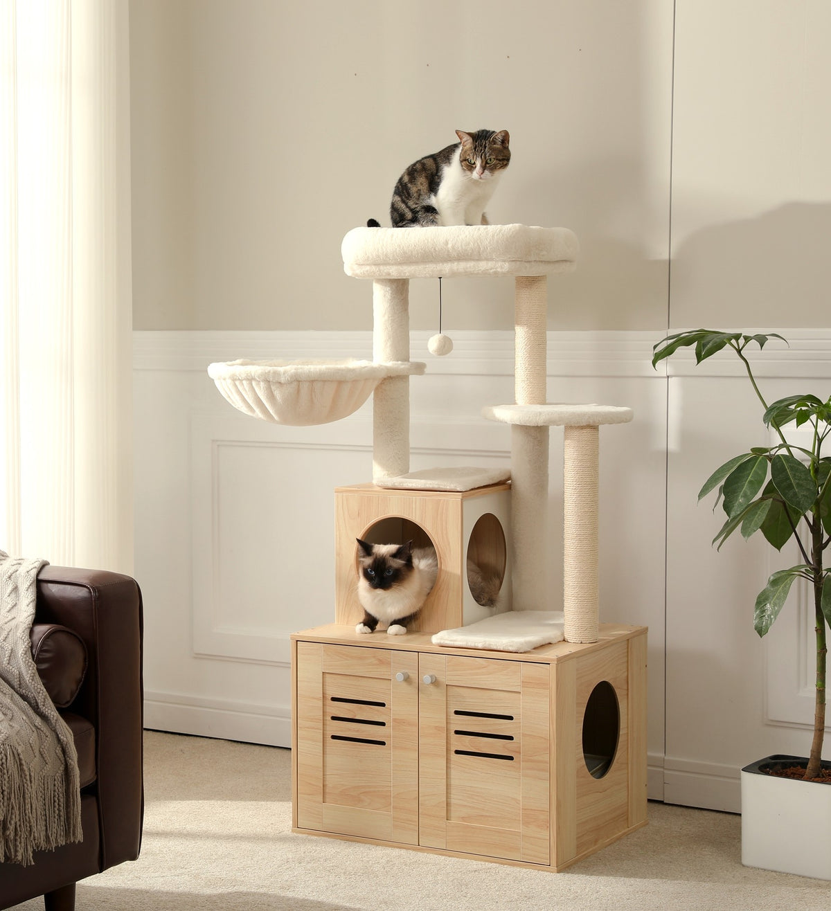 Multi-Level Cat Tree with Hidden Litter Tray, Scratching Posts & Hammock – 121 cm
